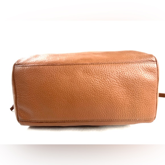 FOSSIL Brown Pebbled Leather Medium Barrel Duffle Crossbody Bag Brass 1145 - Picture 6 of 11